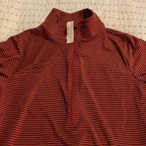 Oieselle  Half-Zip Pullover